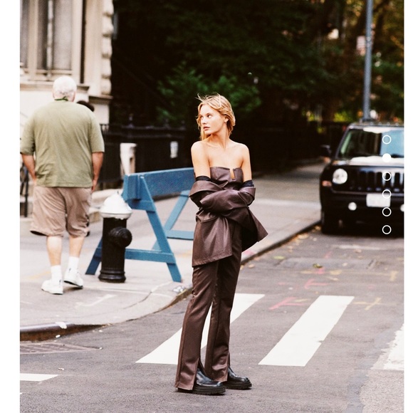 ZARA faux leather pants with a slit - Picture 3 of 6